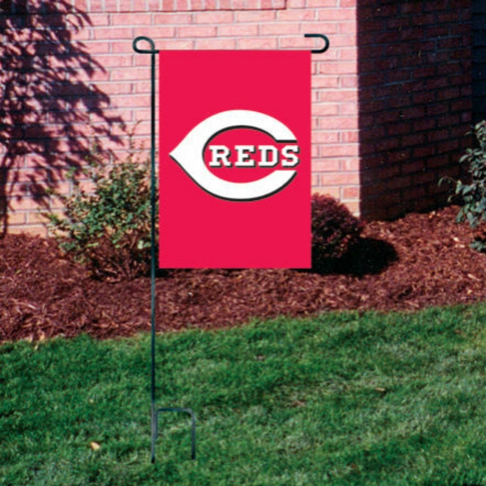 Officially Licensed Cincinnati Reds Flag